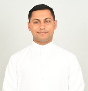 Fr Vijay Monteiro